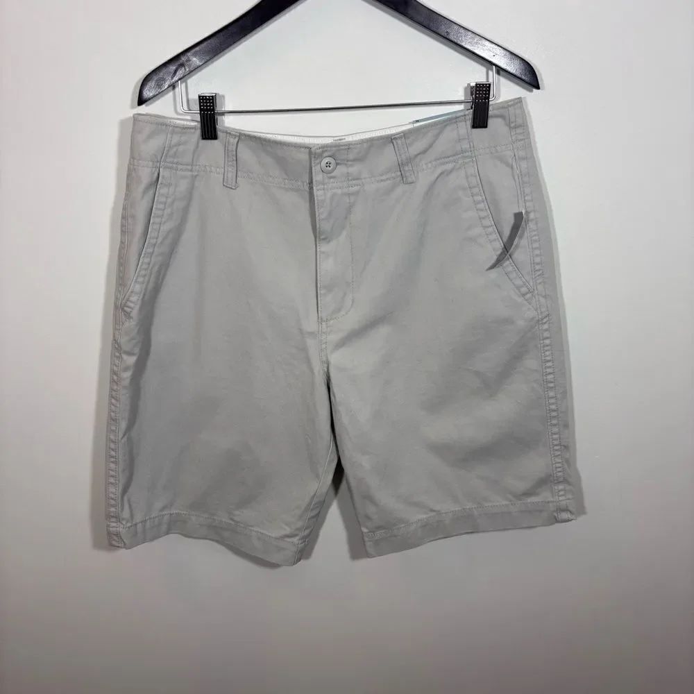 Old Navy 2014 Cotton NWT Grey Khaki Shorts Size 34 10” inseam